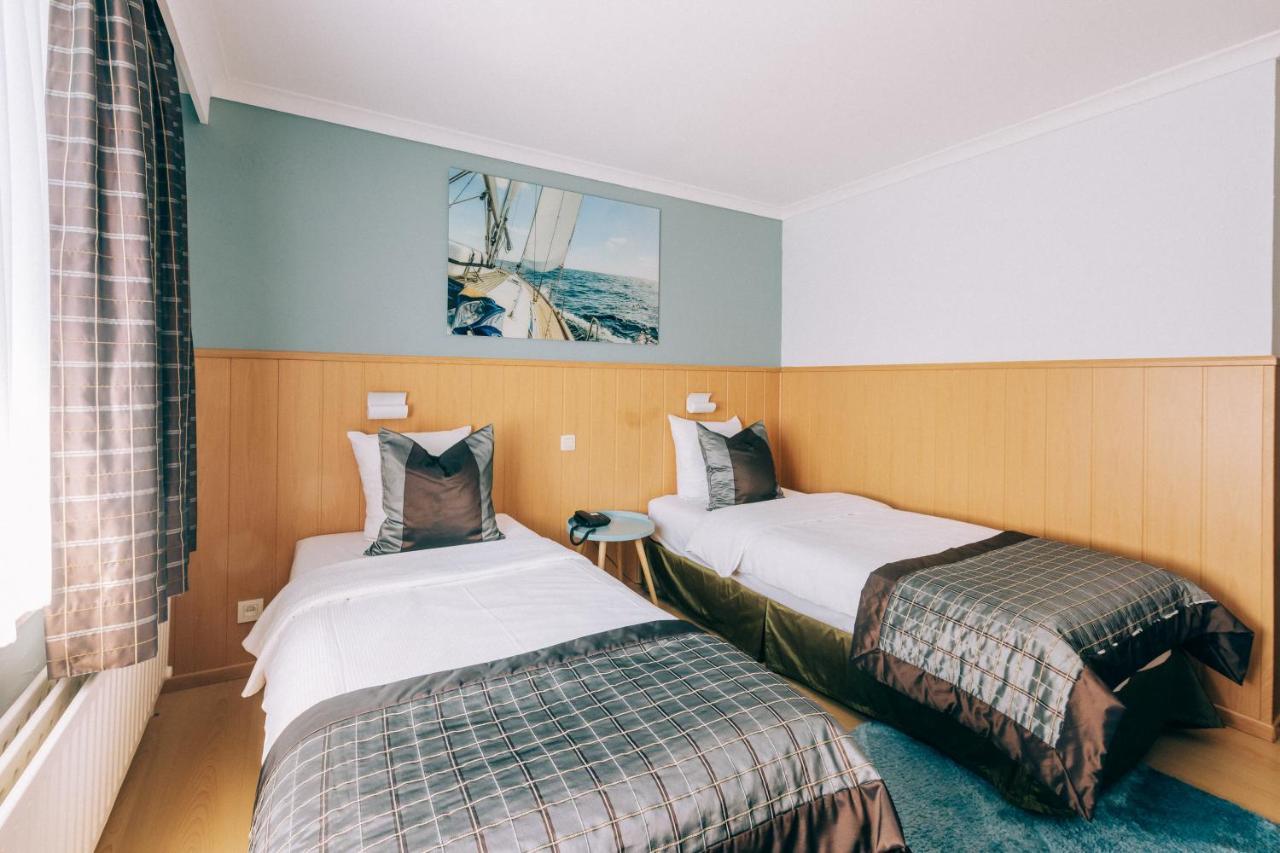 Hotel De Kalvaar Нинове Екстериор снимка