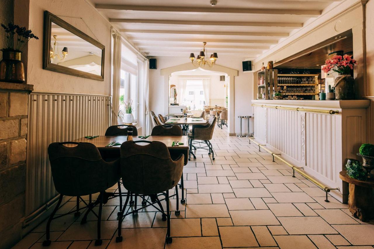 Hotel De Kalvaar Нинове Екстериор снимка